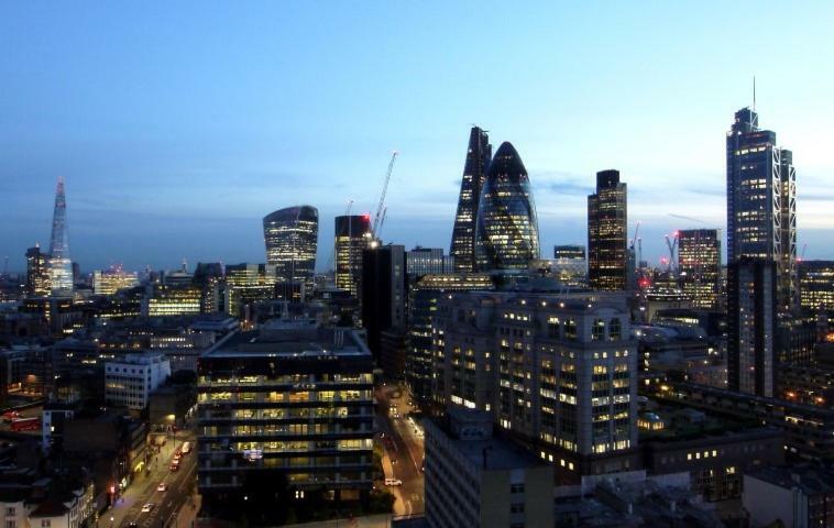 One Commercial Street Apartment London Exteriör bild
